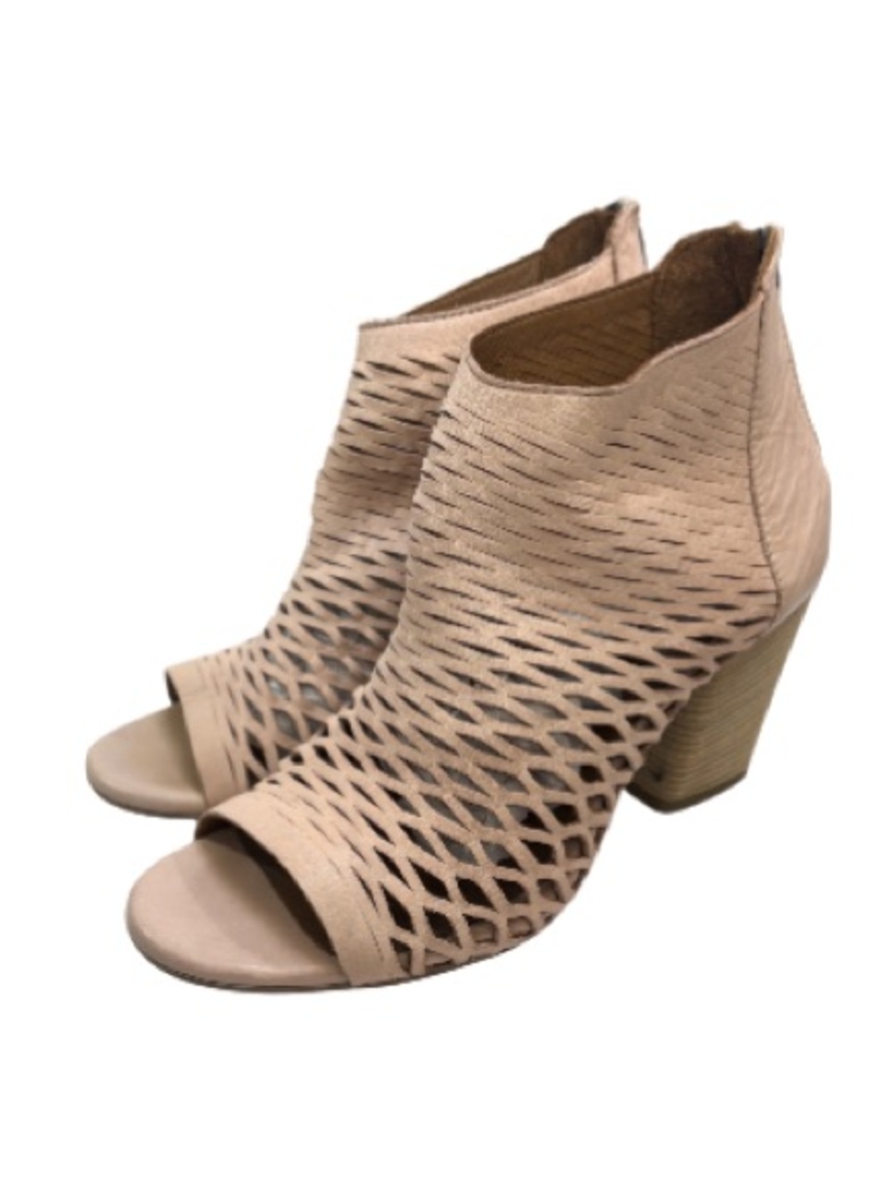Bueno Blush Pink Laser-Cut Open-Toe Sandals | 39